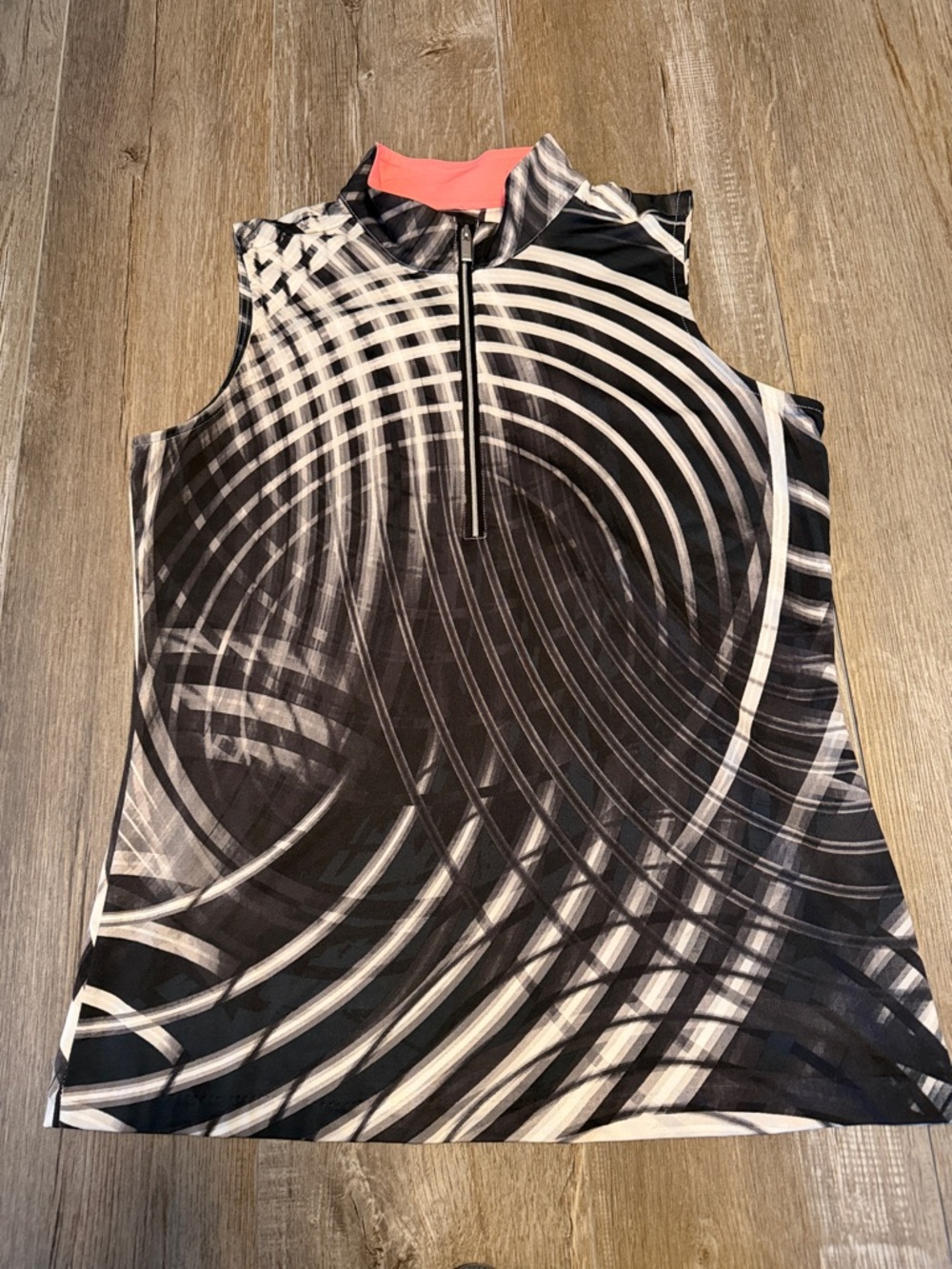 Tail Sleeveless Golf Polo in Black, White & Coral